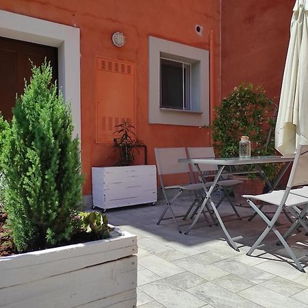 Grape'S Home Canelli Buitenkant foto